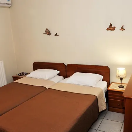 Guest house Bloutsos 3*