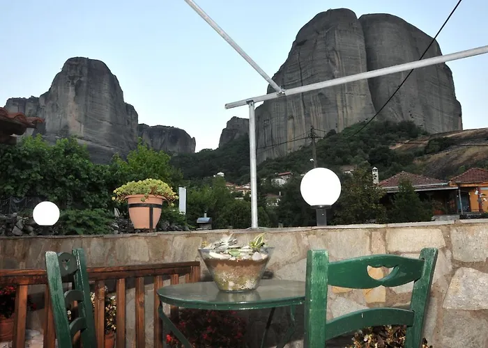 Bloutsos Πανσιόν Καστράκι